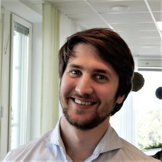 Carl-Magnus A-Social Media